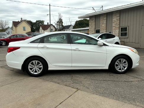 Used 2011 Hyundai Sonata GLS image 2