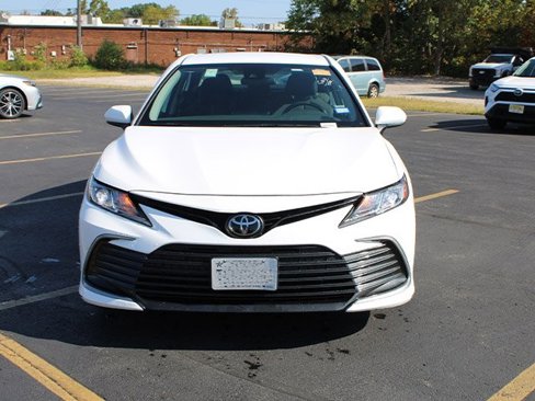 Certified 2024 Toyota Camry LE image 3
