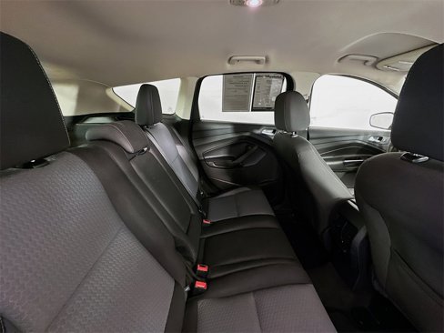 Used 2017 Ford Escape SE w/ Equipment Group 201A image 27
