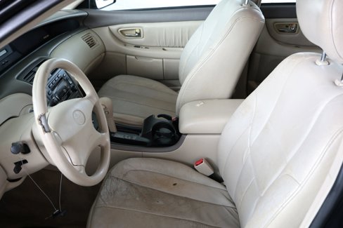 Used 2000 Toyota Avalon XL image 2