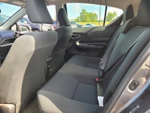 Used 2016 Toyota Prius C Four image 6