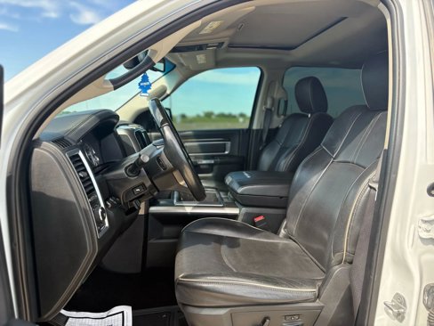 Used 2015 RAM 1500 Limited image 9