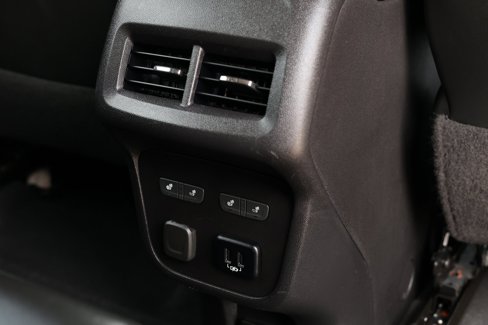 Used 2018 Chevrolet Equinox Premier image 34