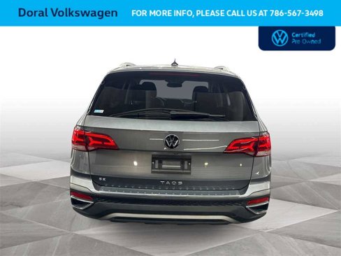 Certified 2022 Volkswagen Taos SE image 7