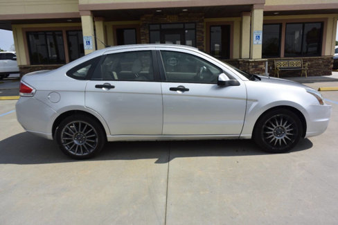 Used 2009 Ford Focus SE image 6