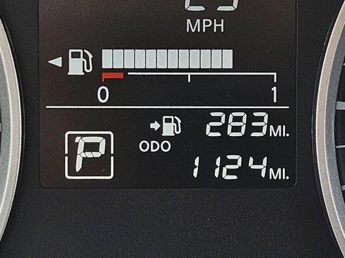 Certified 2024 Nissan Kicks S image 28