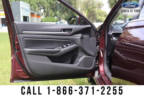 Used 2023 Nissan Altima 2.5 SV image 19