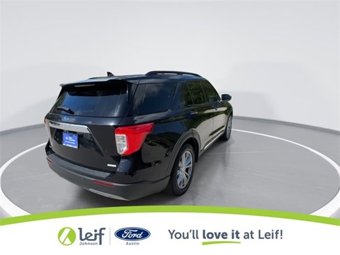 Used 2020 Ford Explorer XLT w/ Equipment Group 202A image 10
