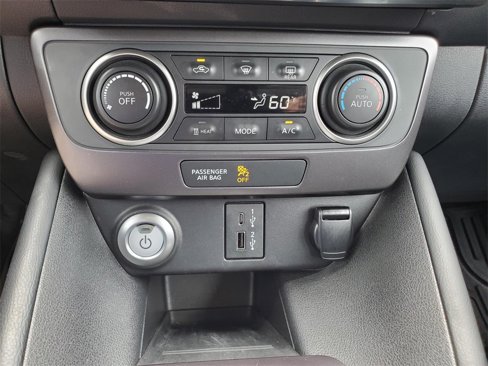 Certified 2023 Nissan Leaf S image 30