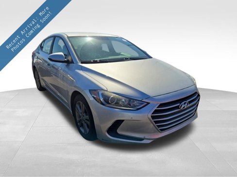 Used 2018 Hyundai Elantra SEL w/ Cargo Package image 1