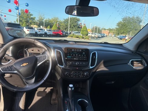 Used 2018 Chevrolet Equinox LT w/ Sun & Infotainment Package image 7