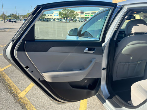 Used 2017 Hyundai Sonata SE image 41