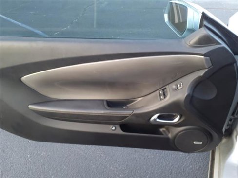 Used 2010 Chevrolet Camaro LT image 10
