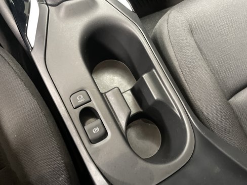 Certified 2024 Toyota Corolla LE image 28