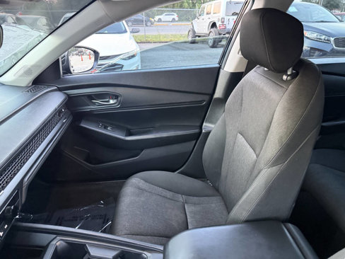 Used 2023 Honda Accord EX image 7