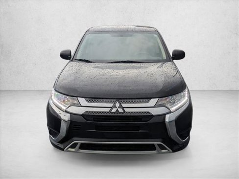 Used 2020 Mitsubishi Outlander ES image 2