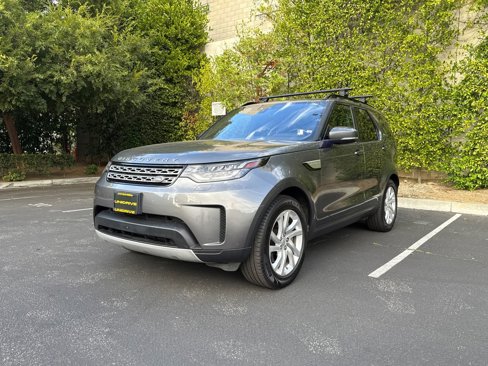 Used 2018 Land Rover Discovery HSE image 1