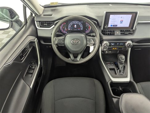 Used 2023 Toyota RAV4 LE image 14