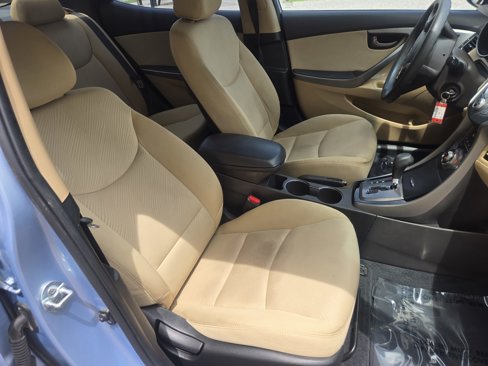 Used 2013 Hyundai Elantra GLS w/ Preferred Pkg image 9