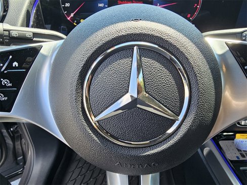 New 2026 Mercedes-Benz GLB 250 image 22