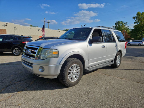 Used 2011 Ford Expedition XLT w/ HD Trailer Tow Pkg image 2