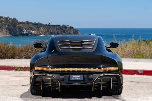 Used 2024 Aston Martin Valour image 43