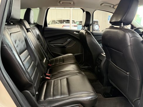 Used 2018 Ford Escape SEL image 17