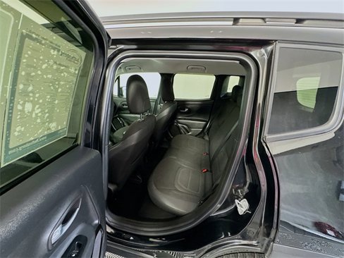 Used 2017 Jeep Renegade Altitude image 22