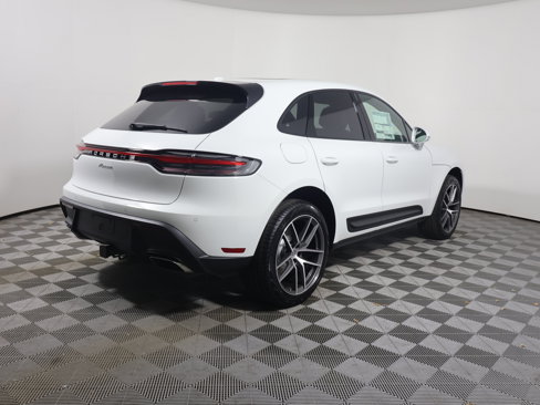 New 2025 Porsche Macan image 7
