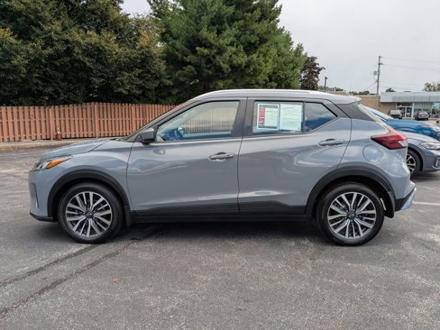 Certified 2023 Nissan Kicks SV image 9