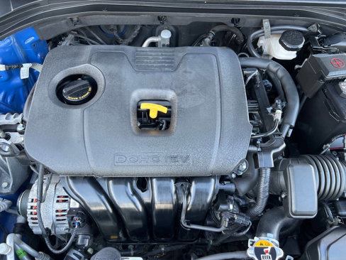 Used 2020 Hyundai Elantra SEL image 17