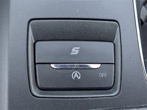 Used 2020 Ford Fusion SEL image 27