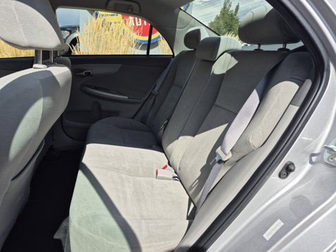 Used 2010 Toyota Corolla LE image 15