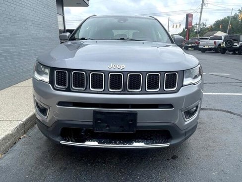Used 2018 Jeep Compass Limited w/ Navigation Group image 3