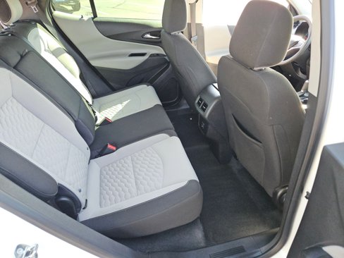 Used 2020 Chevrolet Equinox LS image 20