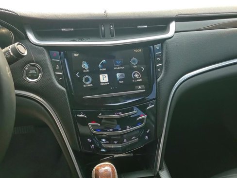 Used 2016 Cadillac XTS Premium image 22