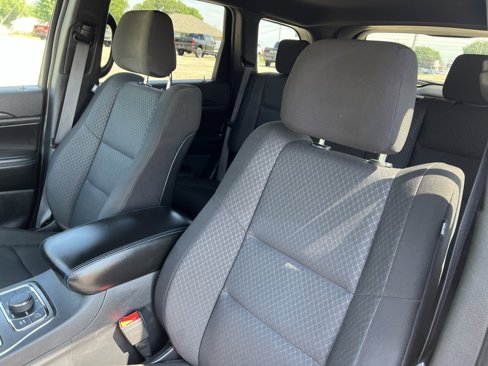 Used 2020 Jeep Grand Cherokee Laredo image 31