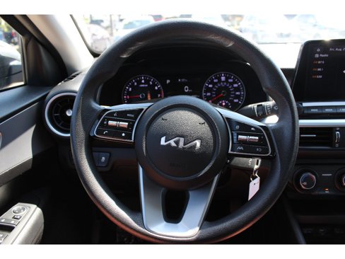 Used 2023 Kia Forte LXS image 11