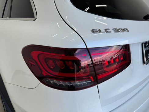 Certified 2021 Mercedes-Benz GLC 300 image 32