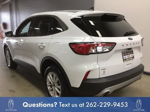 Certified 2021 Ford Escape SE w/ Cold Weather Package image 3