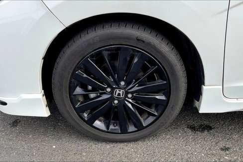 Used 2018 Honda Fit Sport image 31