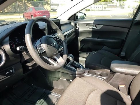 Used 2020 Kia Forte LXS image 9