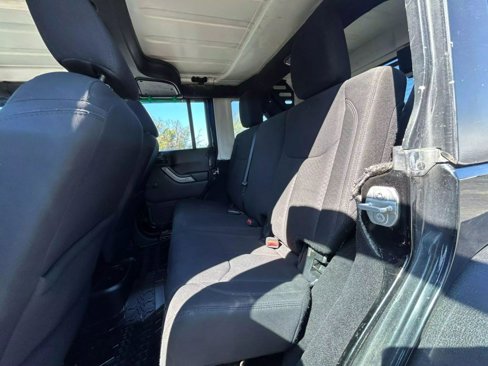 Used 2018 Jeep Wrangler Unlimited Sport w/ Connectivity Group image 18
