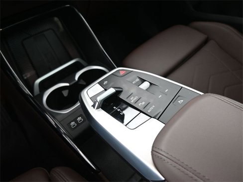 Certified 2025 BMW X2 xDrive28i image 31
