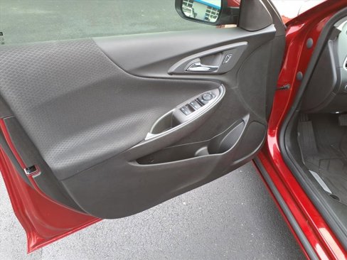 Used 2024 Chevrolet Malibu RS w/ LPO, Floor Liner Package image 9
