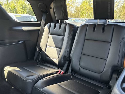 Used 2017 Ford Explorer Limited image 31