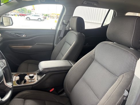Used 2020 GMC Acadia SLE image 9