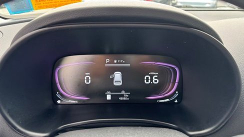 Used 2023 Kia Soul LX image 14