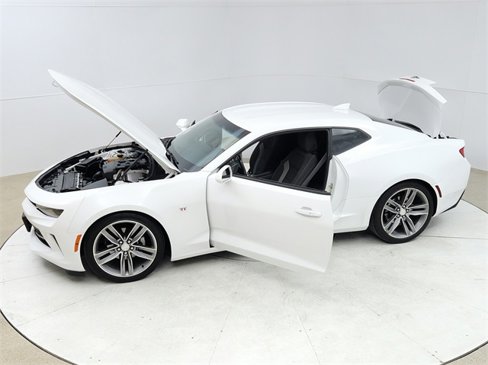 Used 2017 Chevrolet Camaro LT w/ RS Package image 22