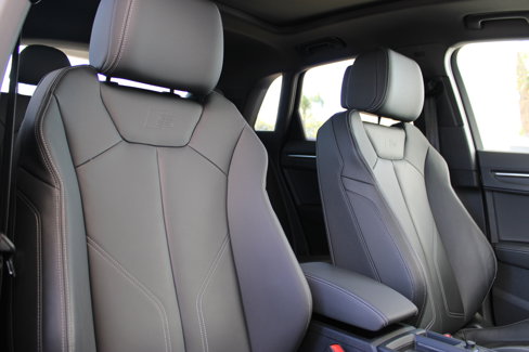 Certified 2025 Audi Q3 2.0T Premium w/ Convenience Package image 31